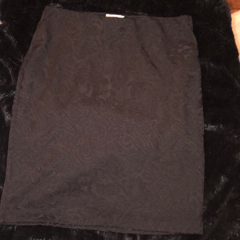 Black Lace textured pencil skirt